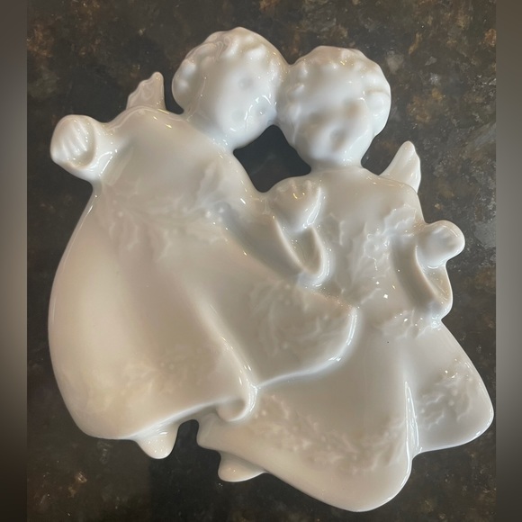 Vntg Haviland Limoges 1982 Caroling Angels White Porcelain Christmas Ornament - Picture 1 of 6